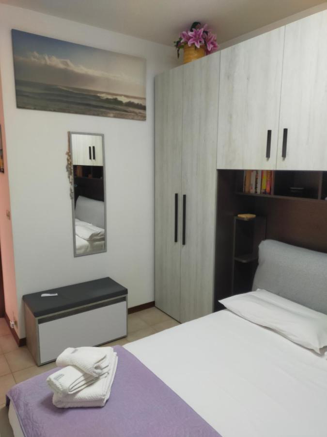Appartamento Riviera Trilocale Wifi E Parcheggio Privato Ventimiglia Kültér fotó